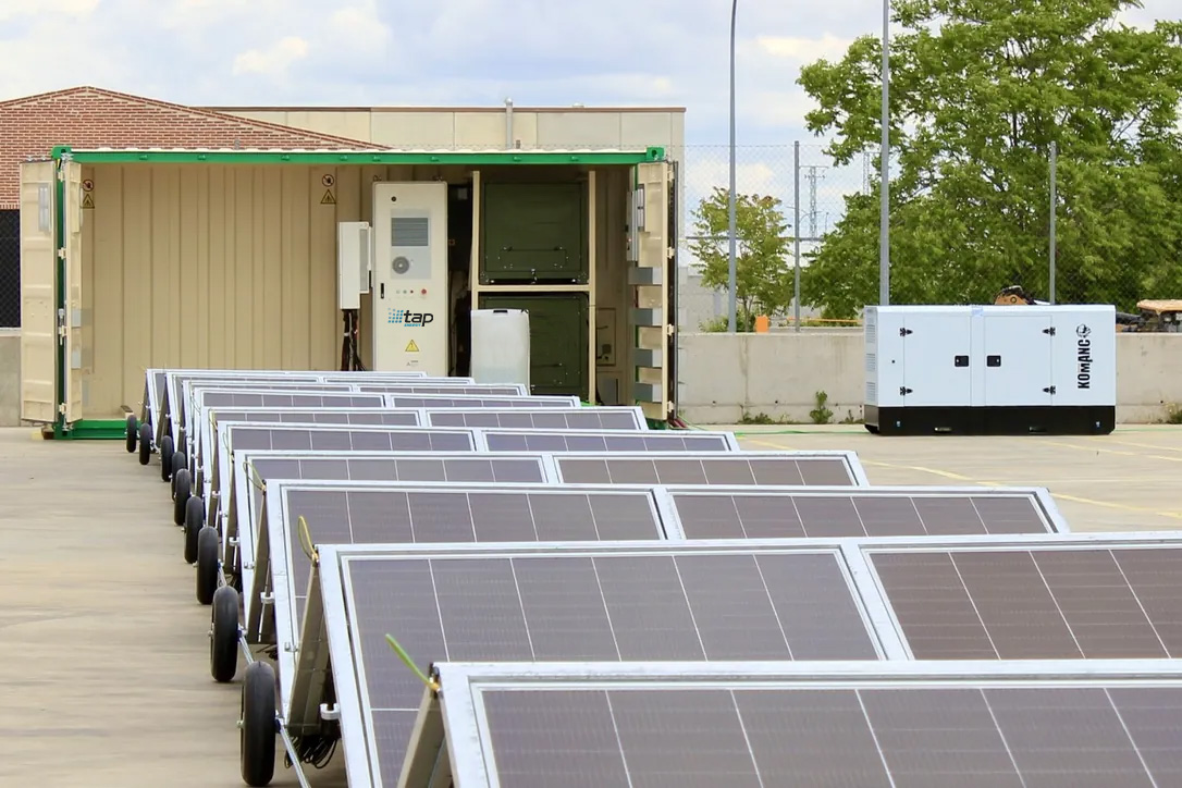 Water Energy Box et panneaux solaires